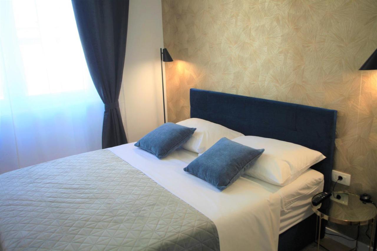 Hedone City Luxury Apartments With Free Parking Пула Экстерьер фото